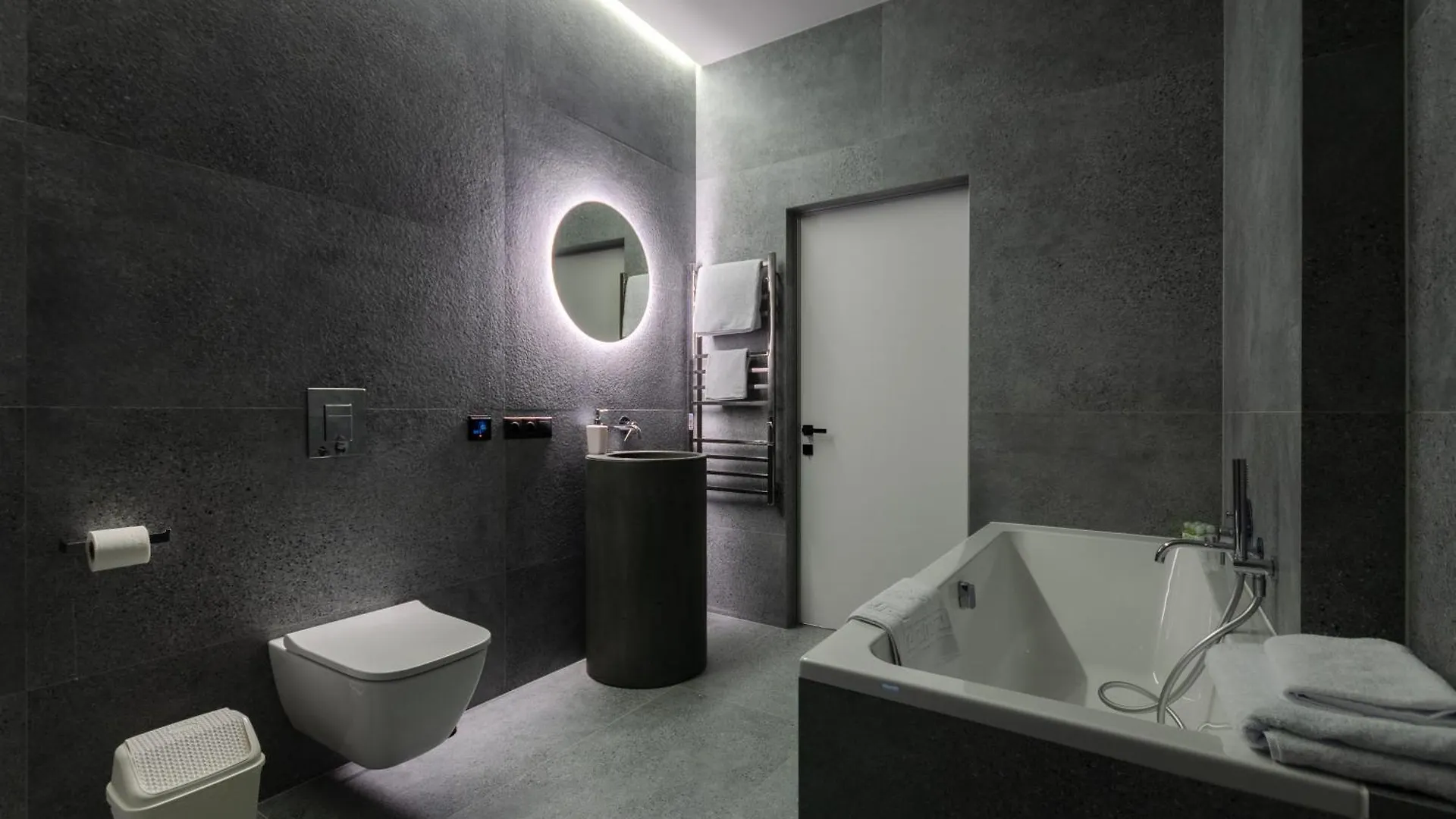 Petrovdom Apartments 7-180 In Rc Yaroslaviv Grad, Bulvarno-Kudriavska 17 Κίεβο 0*,  Ουκρανία