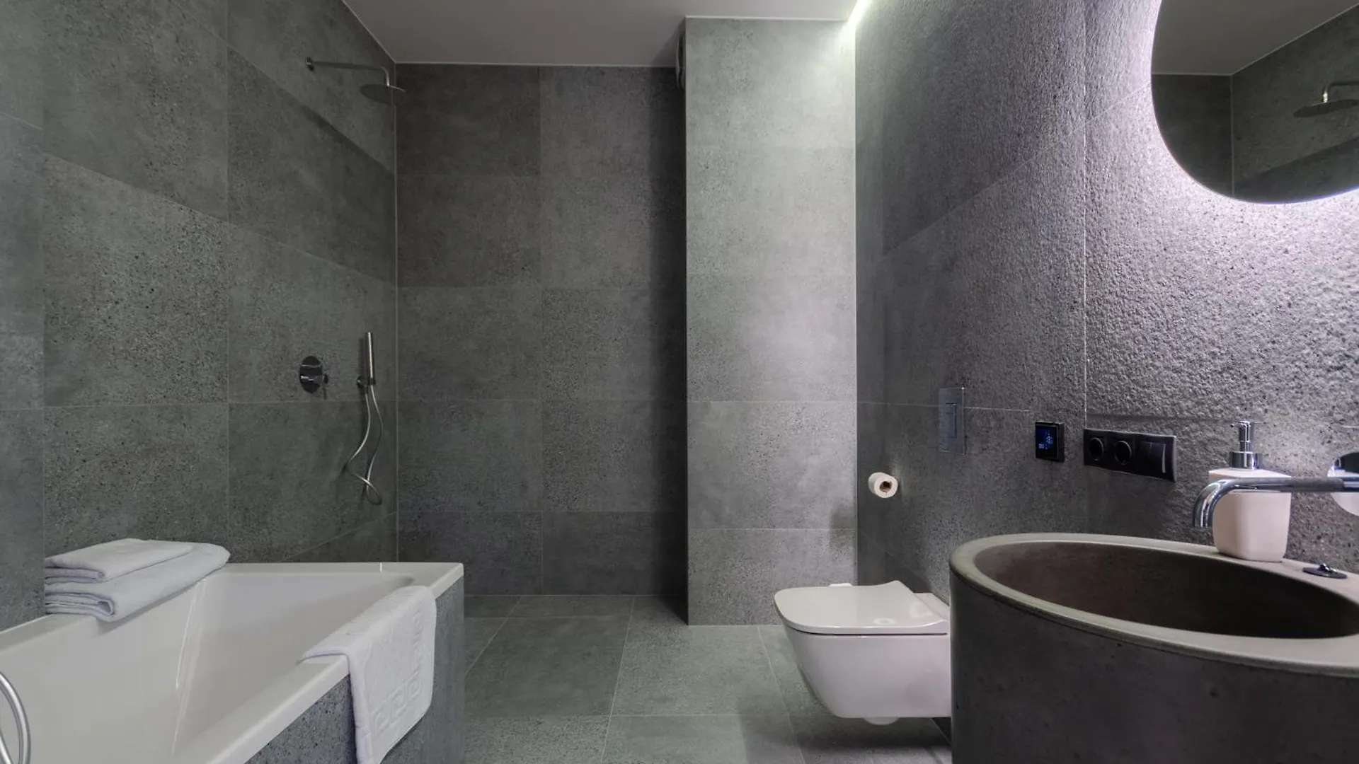 Petrovdom Apartments 7-180 In Rc Yaroslaviv Grad, Bulvarno-Kudriavska 17 Κίεβο