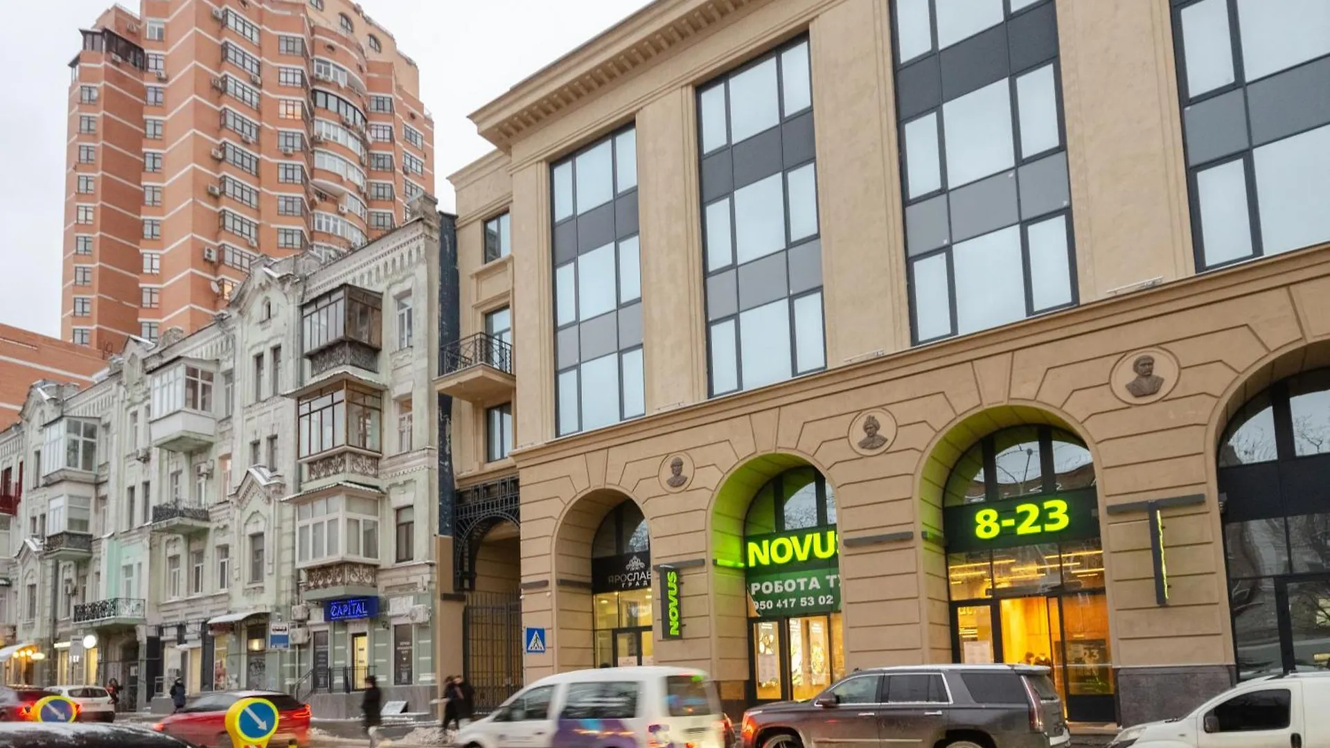 Petrovdom Apartments 7-180 In Rc Yaroslaviv Grad, Bulvarno-Kudriavska 17 Κίεβο