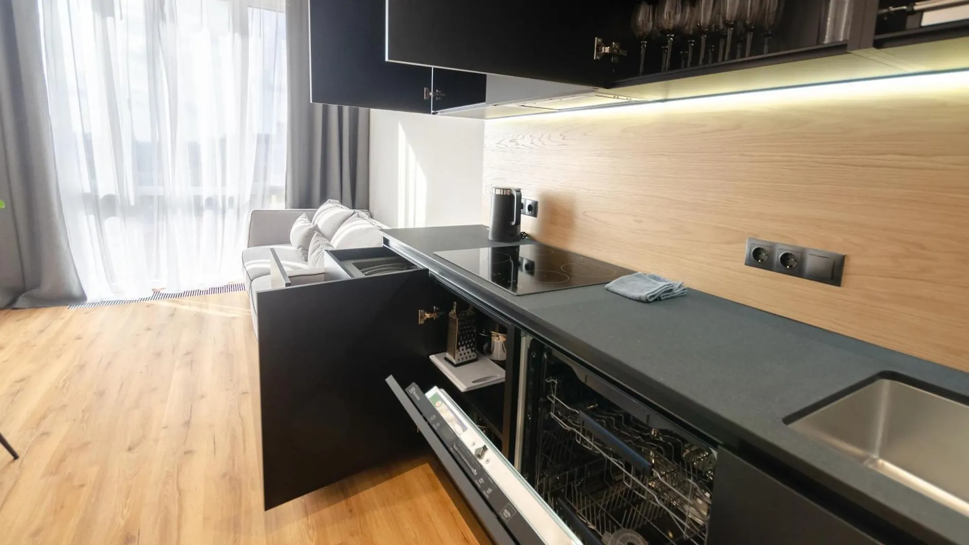 Petrovdom Apartments 7-180 In Rc Yaroslaviv Grad, Bulvarno-Kudriavska 17 Κίεβο Ουκρανία